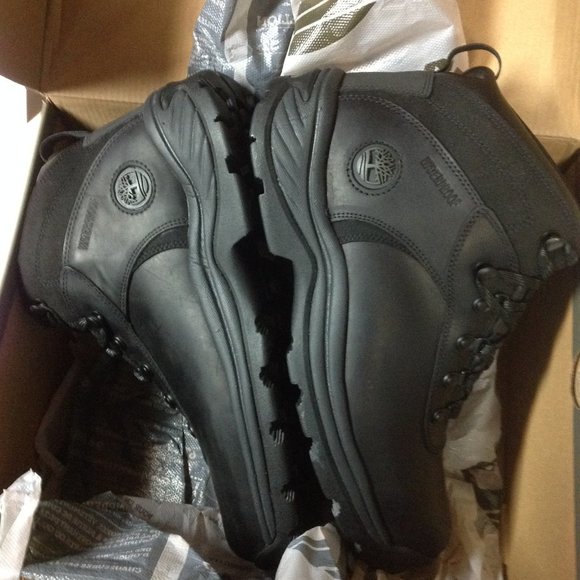 Timberland Men's Flume Black Leather WP Hiking Boots - 11.5M - New in Box